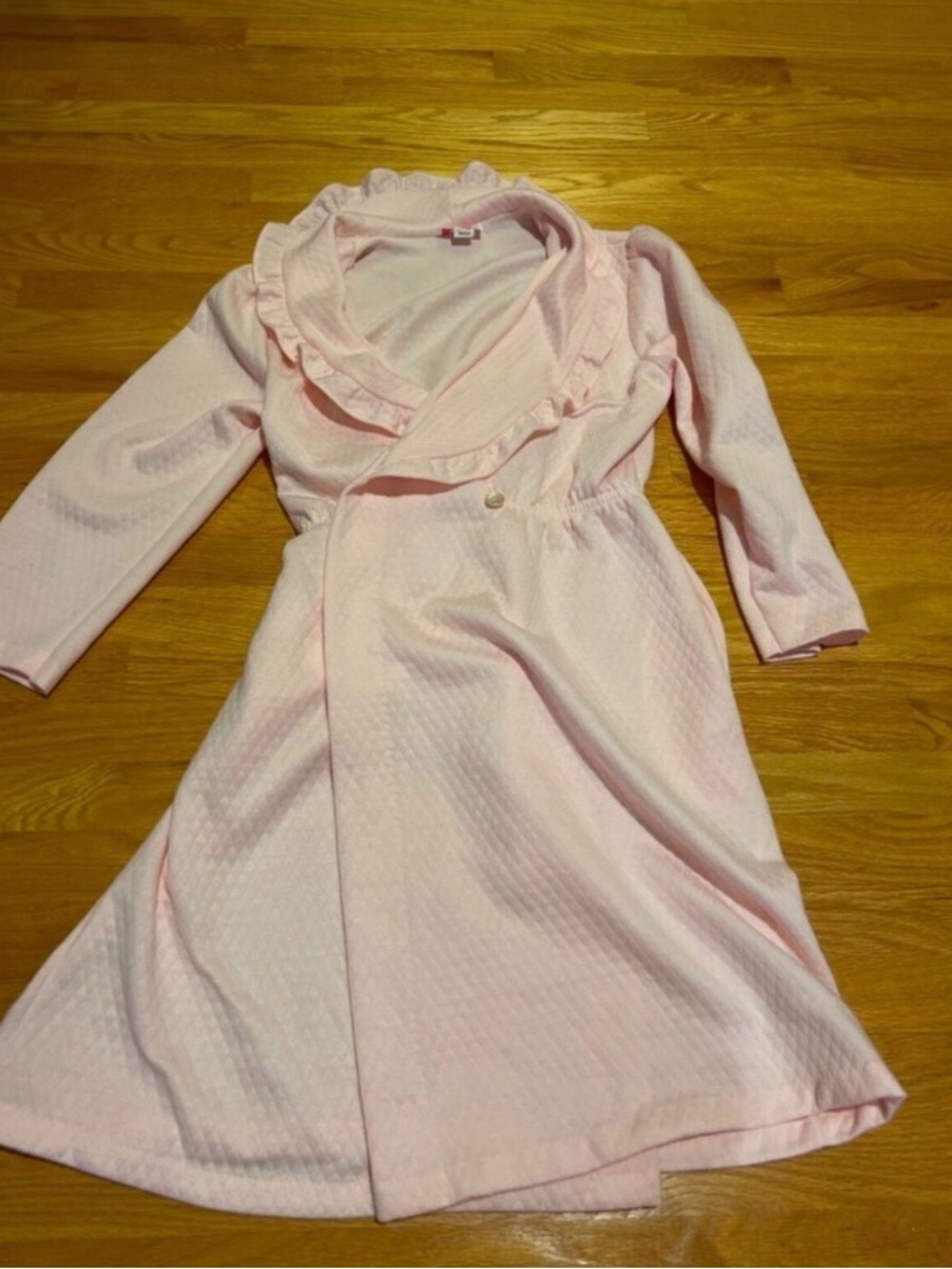 Vintage Heathers Collection juniors medium Light Pink Ruffle Collar bath robe